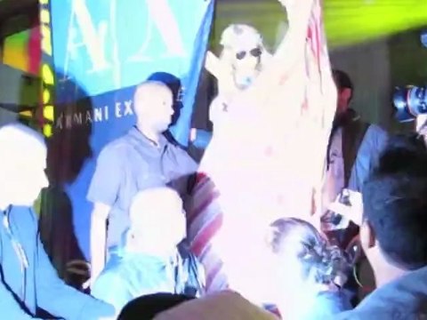 Paris Hilton Causes Fan Chaos in Cannes