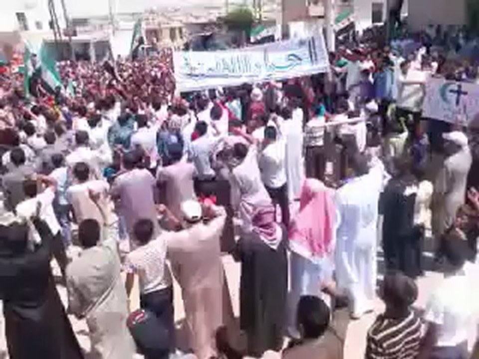 Syria فري برس حماه المحتلة اللطامنة مظاهرةحاشدةتطالب بتسليح الجيش الحر ونصرةل صوران  21 5 2012 Hama