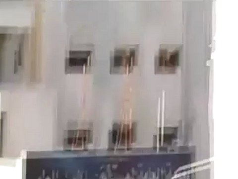 Syria فري برس حماه المحتلة الاميرية تمركز الشبيحه على سطح المجمع الطبي21 5 2012 Hama