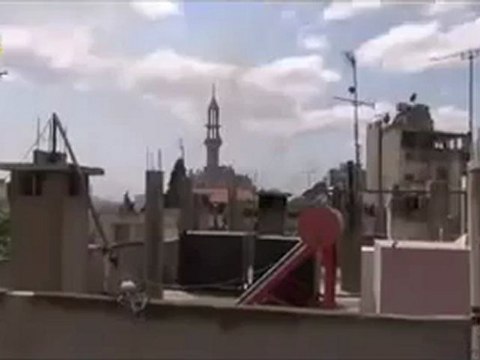 Syria فري برس حمص تصاعد الدخان من منازل المدنيين في حمص القديمة 20 5 2012 Homs