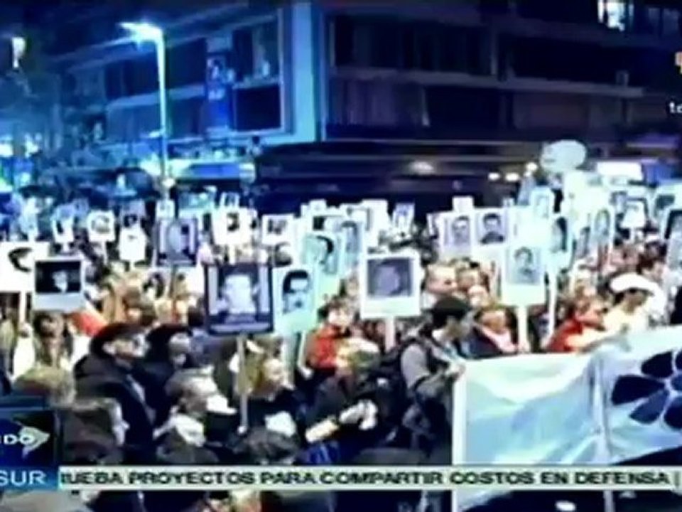 Uruguay marcha en silencio para recordar sus desaparecidos