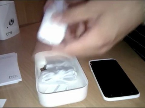 Testuj z Orange HTC One X # Unboxing