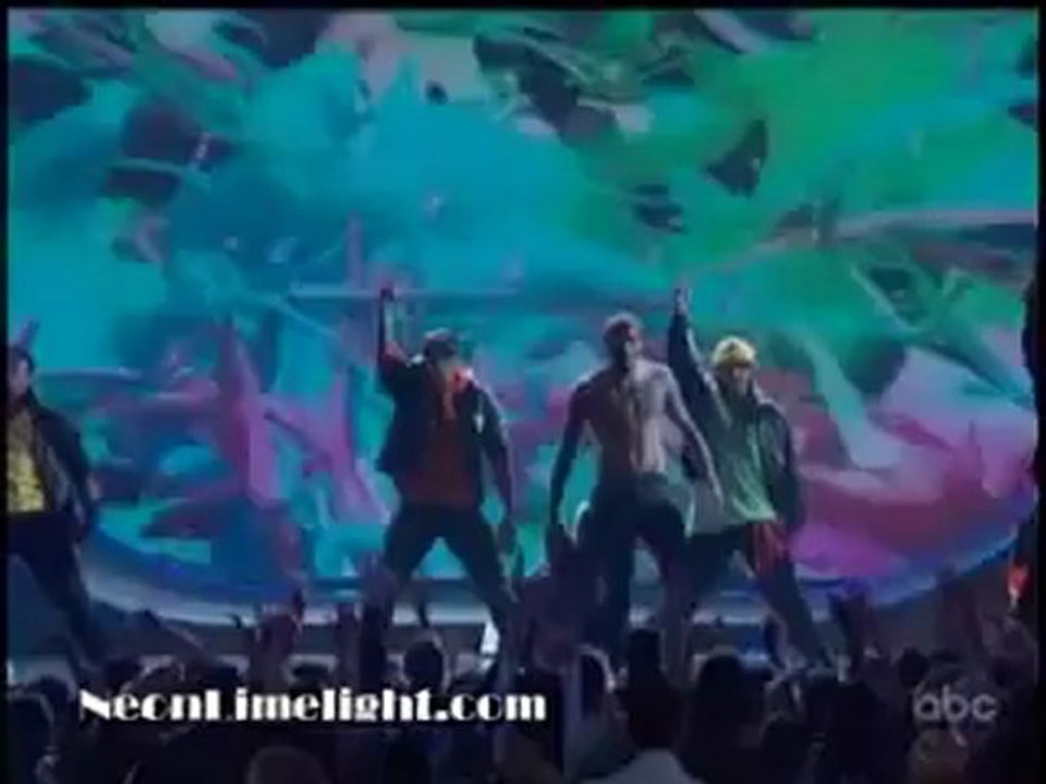 Chris Brown - Turn up the music @ 2012 Billboard Music Awards