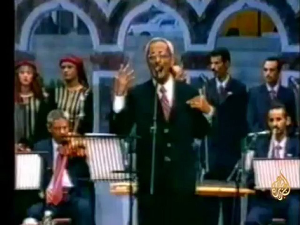 الاحتجاج على طريقة فنان يمني