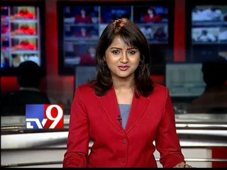 Fans kiss Chiru at by-election campaign