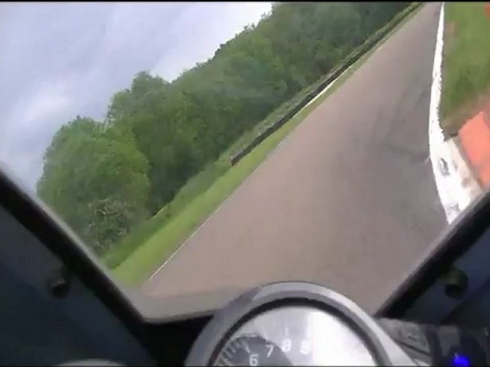 600 fazer sur le circuit des ecuyers