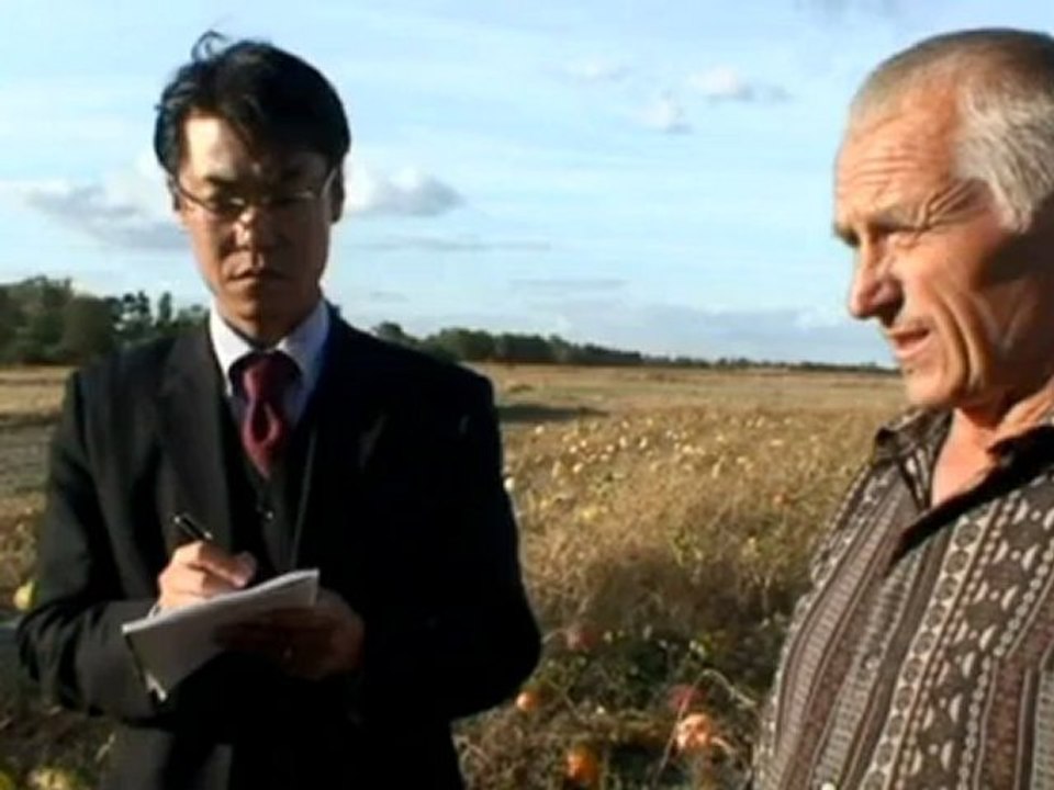 Japanese government banned staff from researching Fukushima contamination.mov