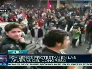 En medio de protestas Piñera rinde su tercer discurso anual