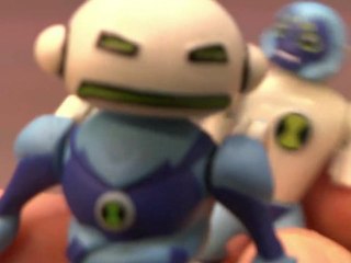 CGR Toys - BEN 10 SPIDER MONKEY& ECHO ECHO figures review