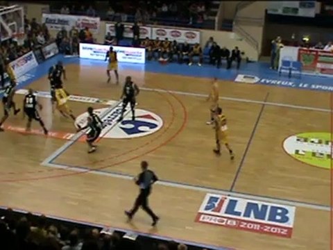 action du match - alm evreux/boulogne PRO B 2011/2012