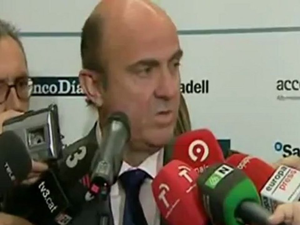 Roland Berger y Oliver Wyman evaluarán la banca