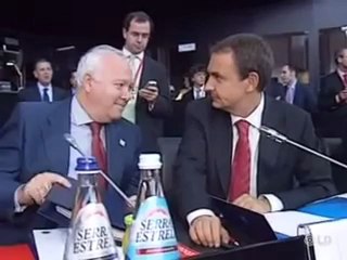 Zapatero busca desesperado estar en la Cumbre Financiera