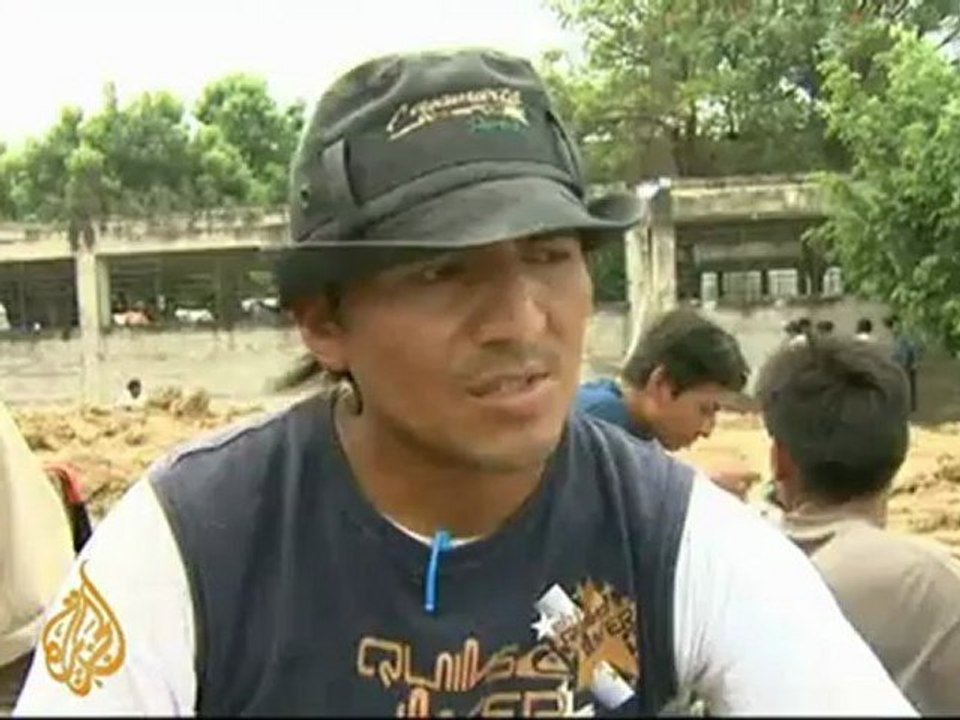 Police clash with Indians in Peru  - 9 Jun 09