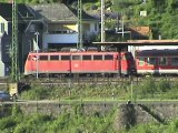 Züge bei Kaub am Rhein, ÖBB Taurus BR182, BR151, MRCE BR185, BR110