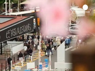 Cannes: Festival visit for French culture minister