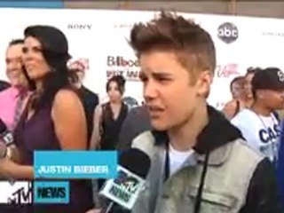 Justin Bieber Interview At Billboard Music Awards 2012