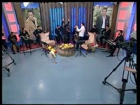 DÜN AKŞAM YOLDA GÖRDÜM Çılgın Sedat ve Ayhan Aşan'ın düeti Olimpist Komple Mutfak'ın katkılarıyla