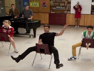 Glee Season 3 Episode 12 - The Spanish Teacher