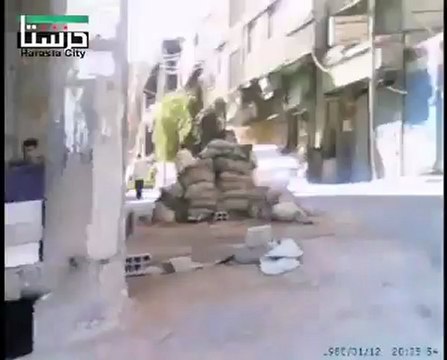 Syria فري برس ريف دمشق انتشار الحواجز في مدينة حرستا 22 5 2012 ج3 Damascus