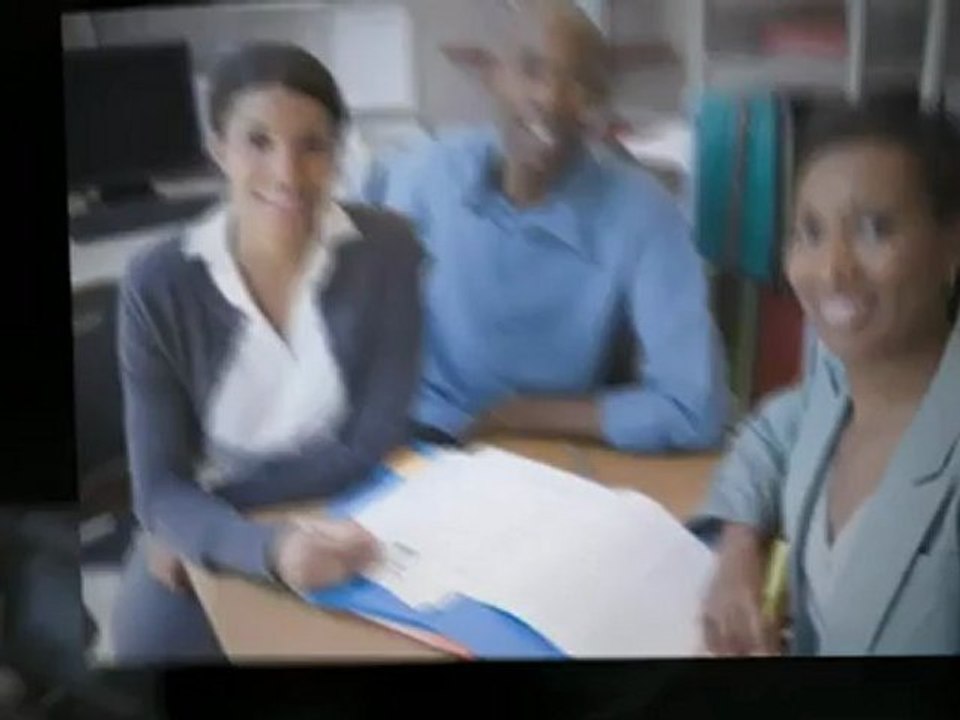 Online Universities Offer Scholarships to Students