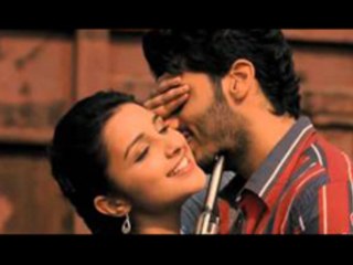 Parineeti Ready For Kissing, Sex & Bikini Scenes !