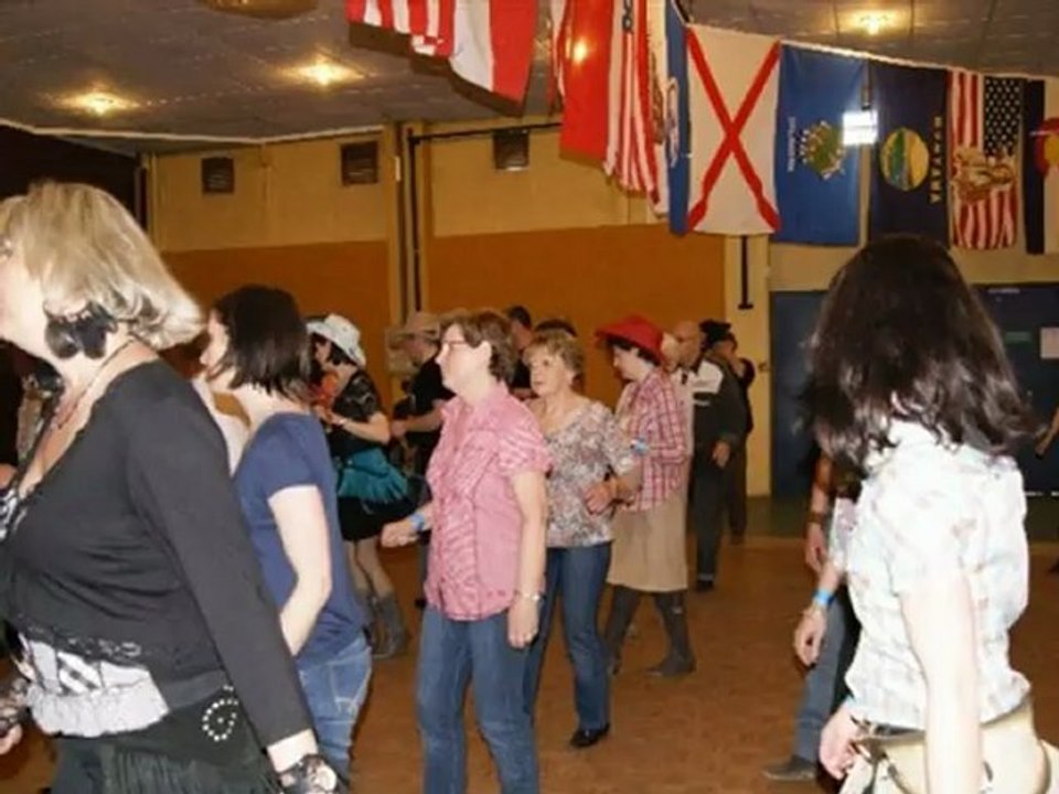 1ère Partie Bal du 05.05.2012  -  COWBOY  HAT  DANCERS