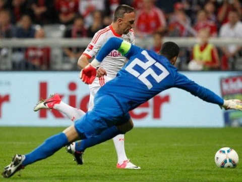 Quand Ribéry met le feu dans la défense des Pays-Bas
