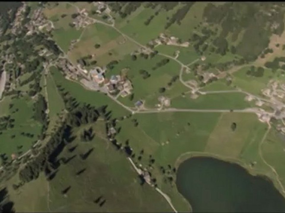 La Clusaz vue du ciel - été