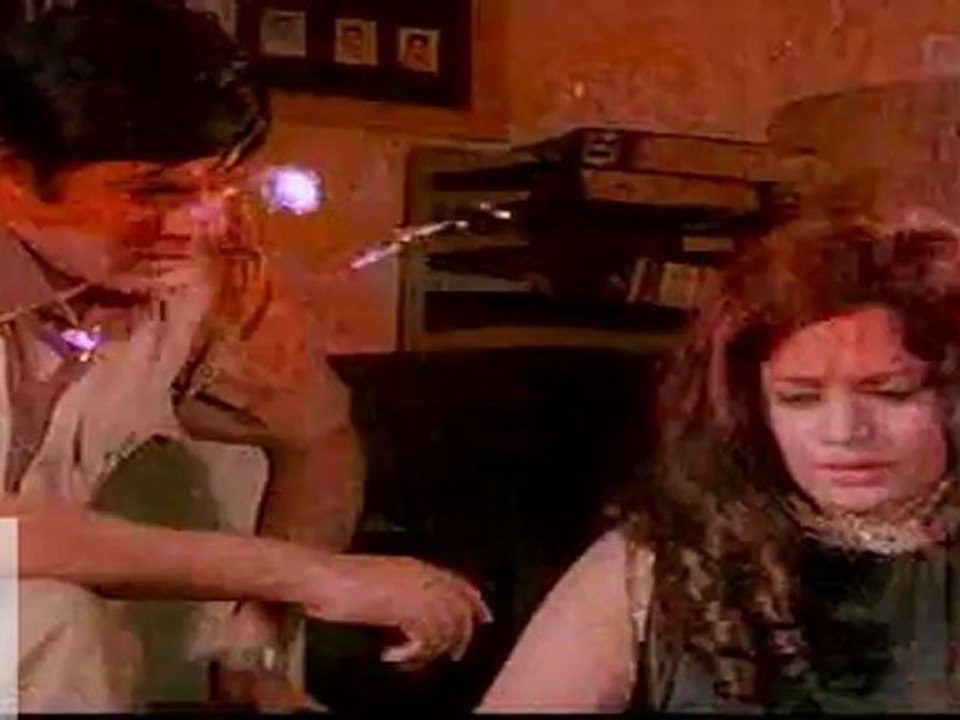 Andhera 1975_clip3