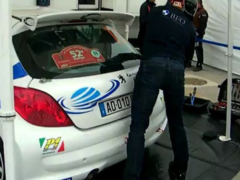Rallye du Touquet 2012 - Freddy LOIX - Lara VANNESTE - entrainement changement de roue