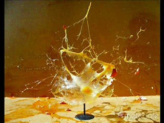 CEP TELEFONUNUN AKARYAKIT BUHARINI YAKMASI