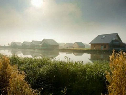 Cotswolds Water Park Lodge Holidays - Waterside Breaks