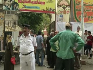 Egypt votes for Mubarak successor in historic poll