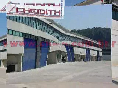 CONDOMÍNIO FECHADO ALUGA GALPÃO (11-3232.1250)