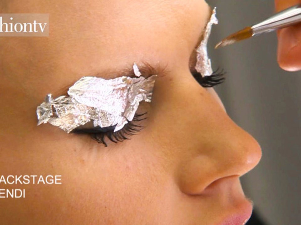 Saskia de Brauw, Model Talk - FW Spring 2012 | FashionTV