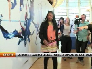 JO 2012  Flessel porte-drapeau de la France