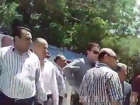 Syria فري برس حلب اعتراف شبيح بضرب أحد المحامين الأحرار 23 5 2012 Aleppo