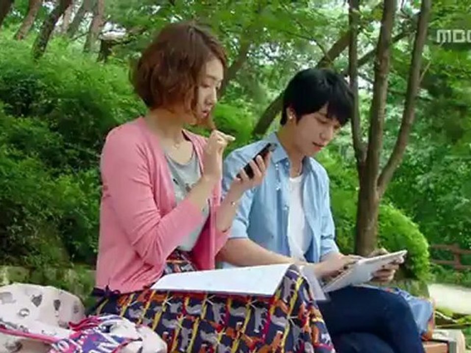 Cell Phone Used as a Music Instrument, the Gayageum