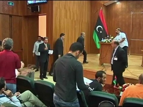 Listening Post - Egyptian media: In its new rulers' grip?