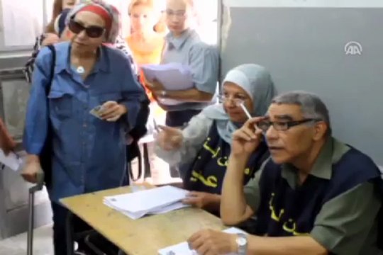 Mısır'da halk sandık başında