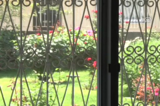 Bu cami görenleri şaşırtıyor