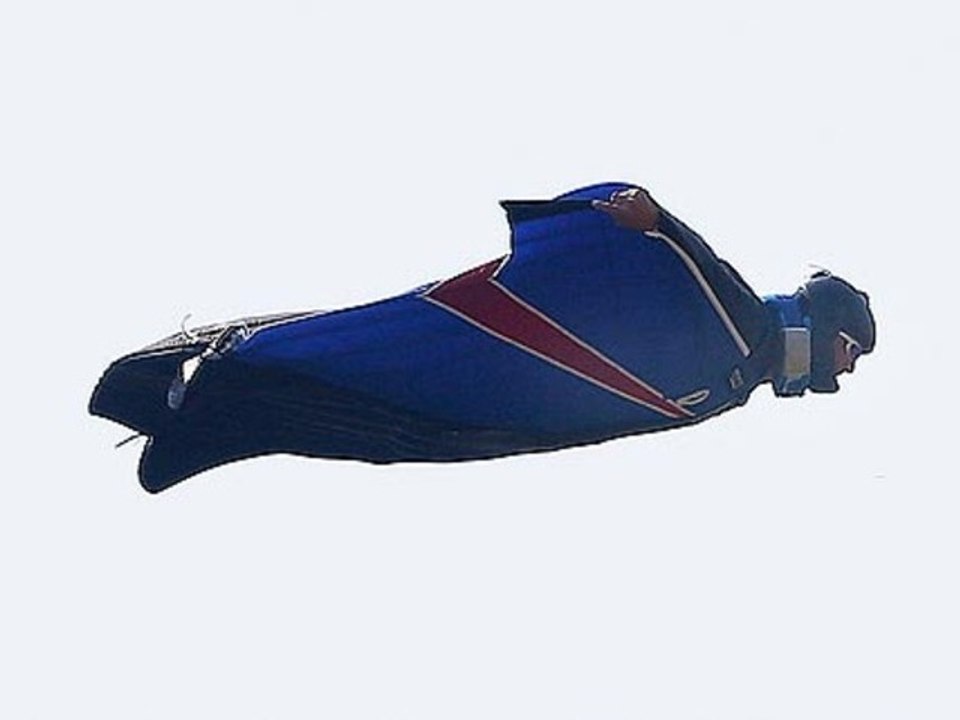 Saut de 730 mètres de haut sans parachute