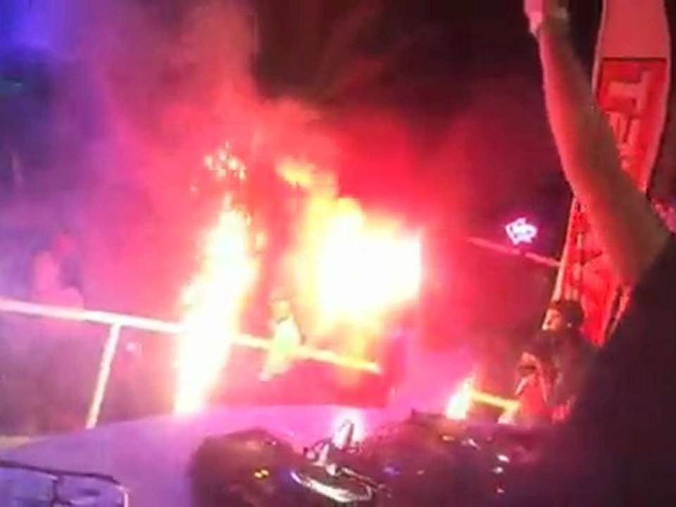 Hüseyin Karadayı Summer 2012 (Live@Alanya Summer Garden MayFest)