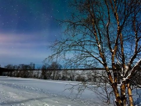 Северное сияние и вид нашей планеты