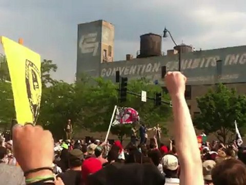 Veterans throwing away their medals in rally.