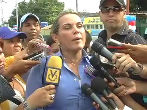 DECLARACIONES ALCALDESA DE MARACAIBO INAUGURA LA CONSOLIDACIÓN DEL SECTOR LAS PRAVIAS Y EL PONIENTE