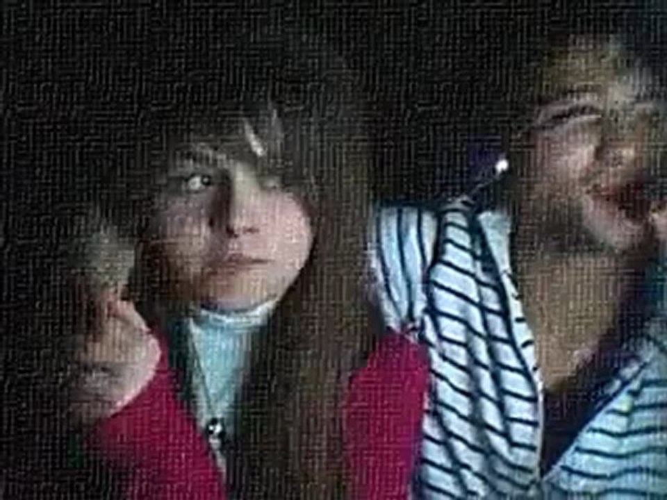 selgibiyiz.com                  Aşk Bu Olsa Gerek - YouTube saymamalı, bende yokluğunun güncesini tutmayı artık bırakmalıyım. Her yeni güne seni getirmedi diye isyan etmemeliyim. Kabullenebilmeli, hazmedebilmeli, aldırmamalı hatta sana hak ver