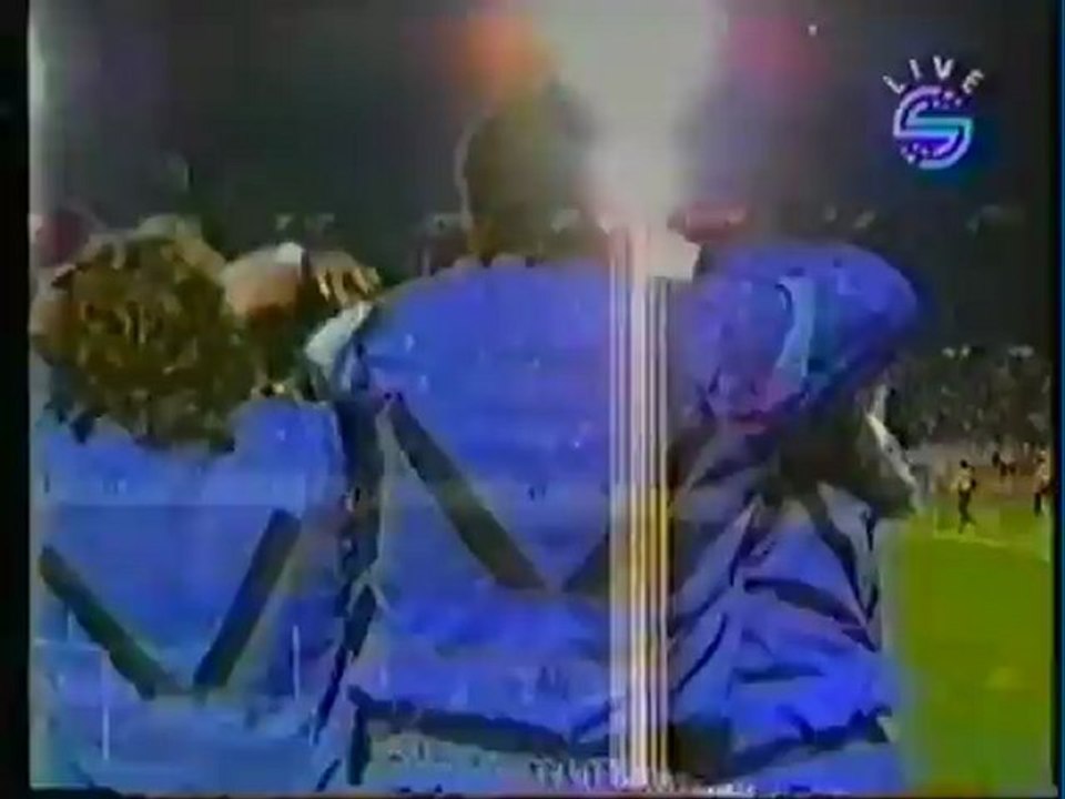 1991 (July 15) Uruguay 1-Colombia 0 (Copa America).mpg