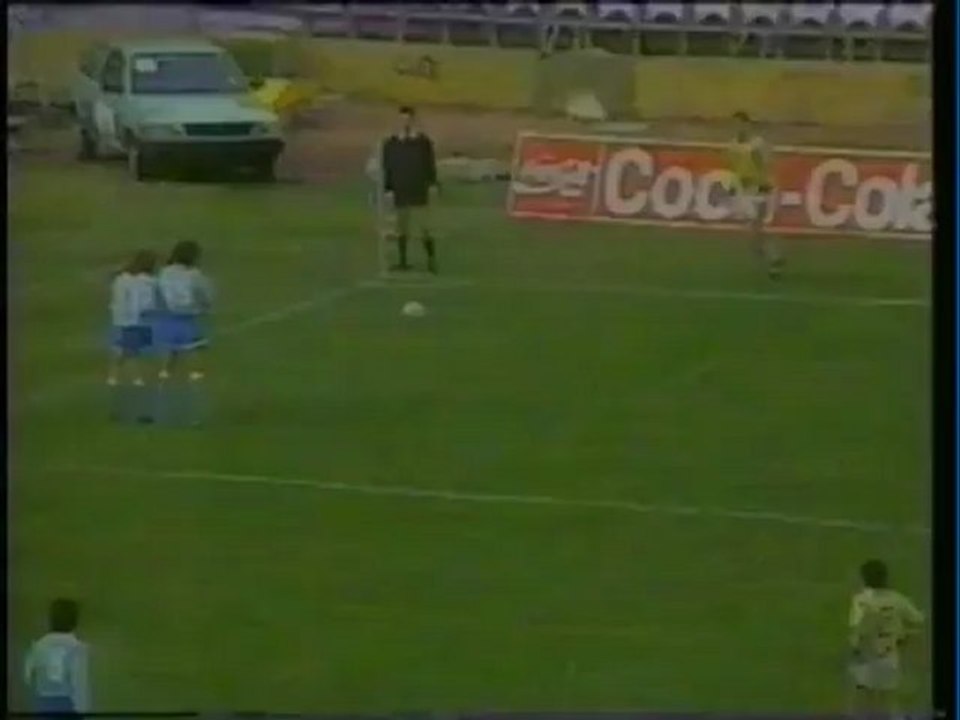 1992 (June 21) Uruguay 2-Australia 0 (Friendly).mpg
