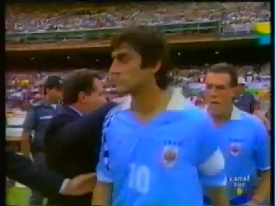 1993 (September 19) Brazil 2-Uruguay 0 (World Cup Qualifier).mpg